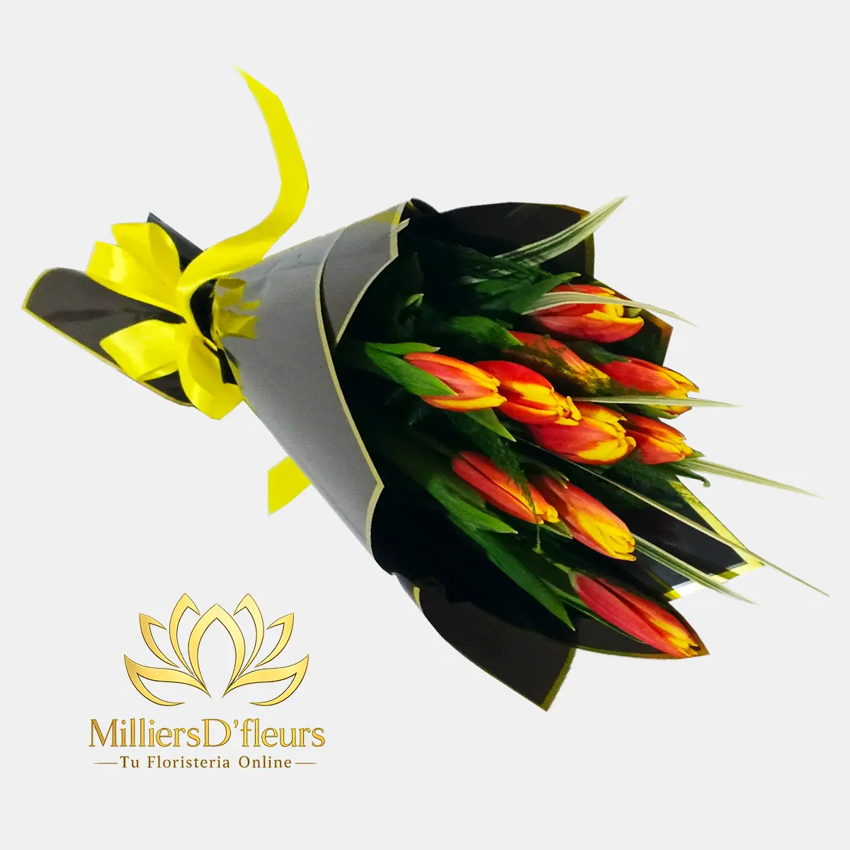 "Bouquet de tulipanes rojos y amarillos Destello de Fuego envuelto en papel negro con líneas doradas y lazo amarillo de Milliers D'fleurs."