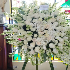 Trípode de flores blancas Resplandor de Gloria
